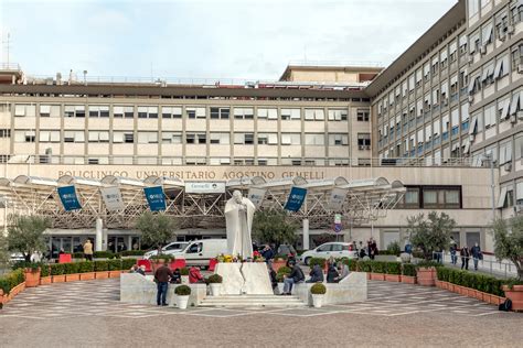 panoramica di un policlinico universitario romano