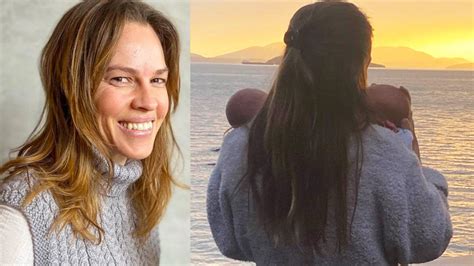 Hilary Swank con i suoi due gemelli