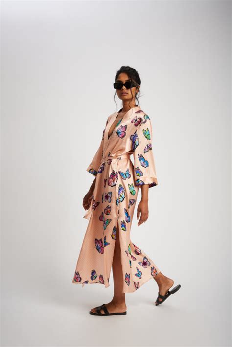 Kimono lungo e tutina pantaloncino