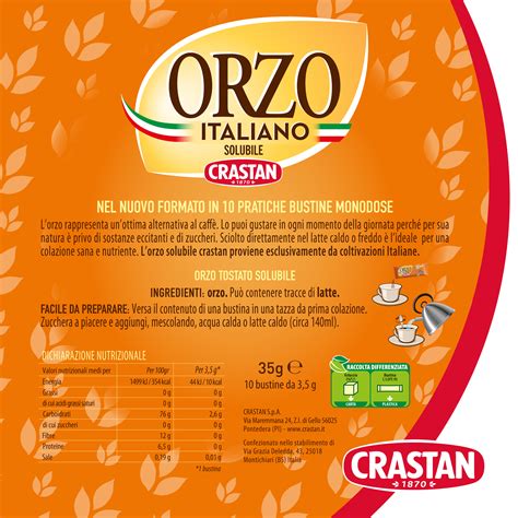 Tazza di orzo caldo pronta per la colazione