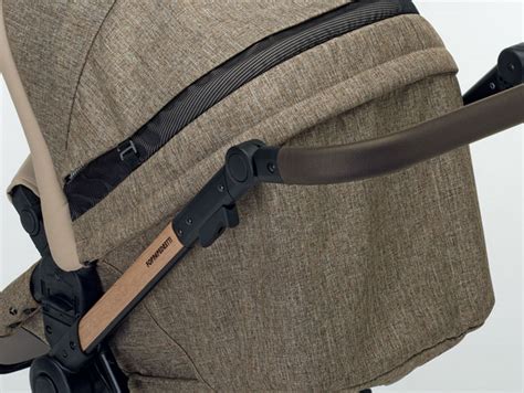 Dettaglio telaio e maniglione passeggino