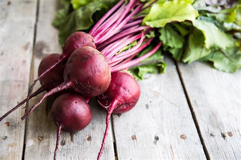 Barbabietole rosse fresche