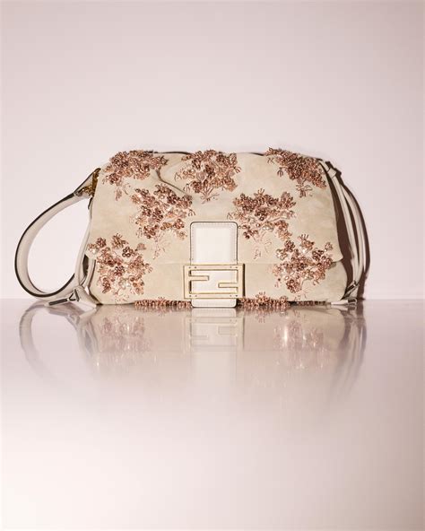 Borsa Fendi con ricami