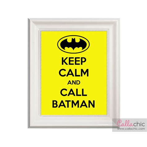 Dettaglio del poster Keep Calm and Call the Batman visibile nello sfondo de L'Uomo d'Acciaio