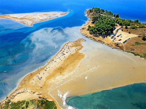Panoramica di Nin con spiaggia sabbiosa