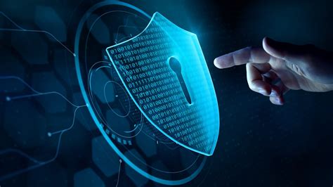 Dettaglio macro del gancio di sicurezza di un portachiavi, evidenziando la qualità della manifattura metallica