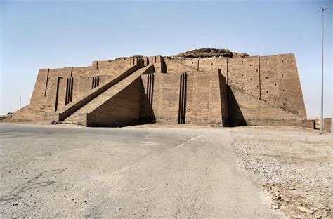 Ziggurat mesopotamica