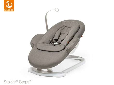 Illustrazione del riduttore ergonomico della sdraietta Stokke Steps