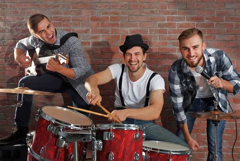 Infografica: Benefici di imparare a suonare uno strumento musicale da bambini