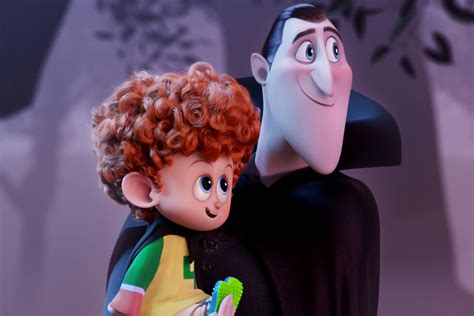 Dracula e Dennis in Hotel Transylvania 2