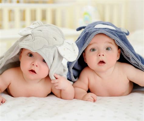 Bambini gemelli
