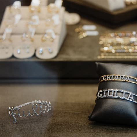 Packaging elegante dei gioielli Le Bebé