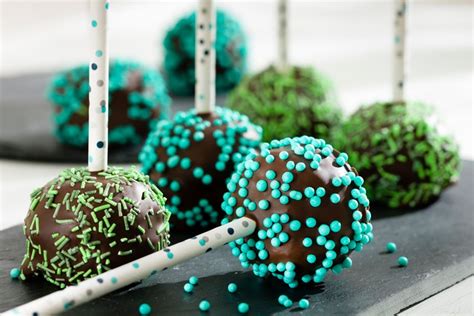 Decorazioni cake pops battesimo
