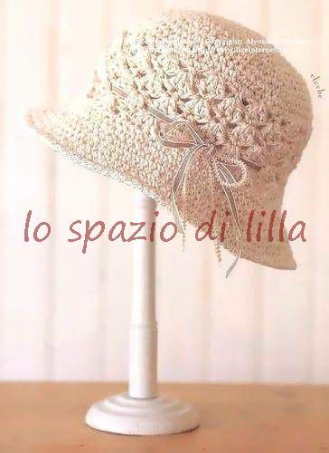 Cappellino Cloche all'uncinetto