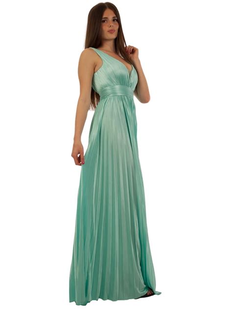 Donna incinta in abito stile impero