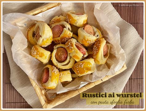 Wurstel avvolti in pasta sfoglia