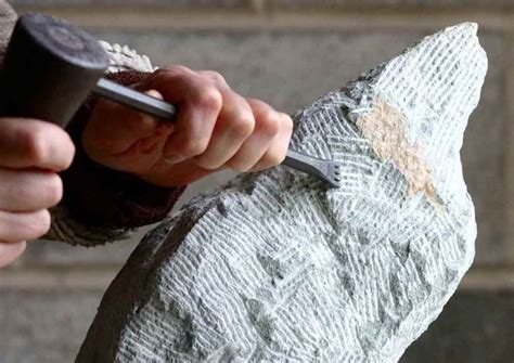 Attrezzi tradizionali per la lavorazione della pietra