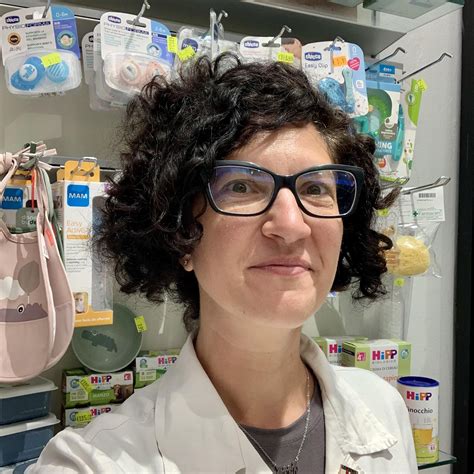 Schema illustrativo del passaggio dell'alcol dal sangue materno al latte