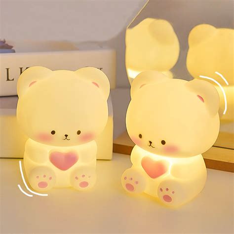 Esempio di una collezione di luci notturne a forma di animali per bambini