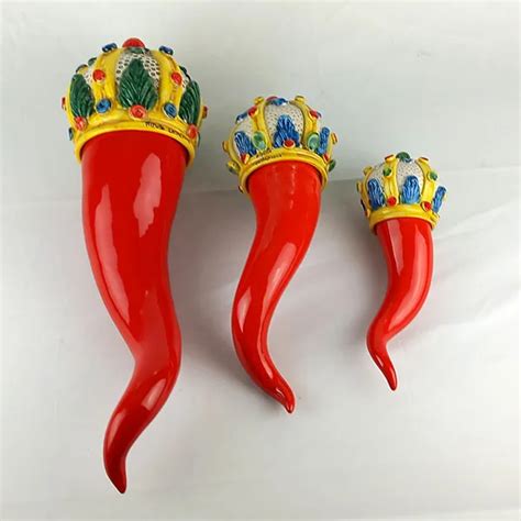 Corno portafortuna in ceramica artigianale