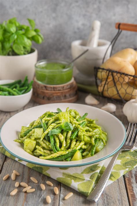 Trofie al pesto con patate e fagiolini