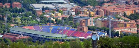 veduta aerea dello stadio di Vibo Valentia e del contesto urbano circostante