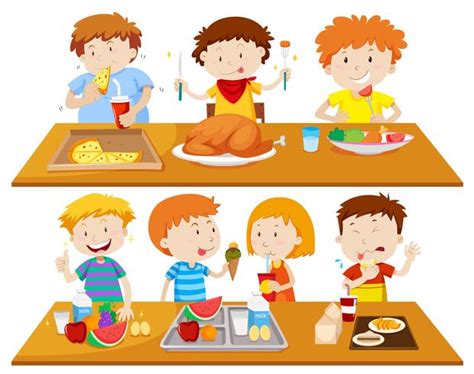 bambino che esplora diversi tipi di cibo a tavola