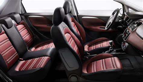 fiat punto evo plancia interni dettagli