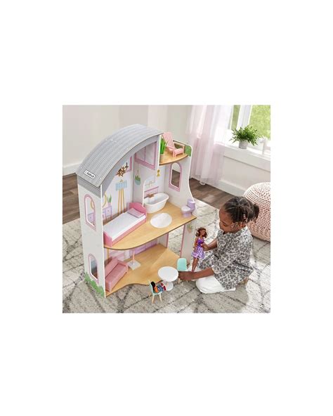 La casa delle L.O.L. arredata con accessori e personaggi