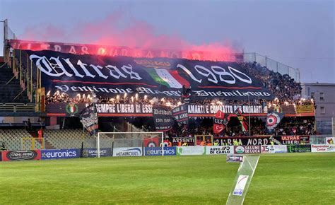Tifosi Foggia al Penzo