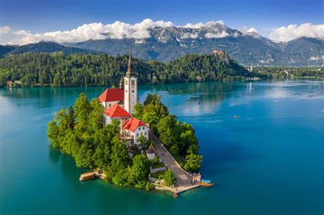 Panorama del Lago di Bled con il castello