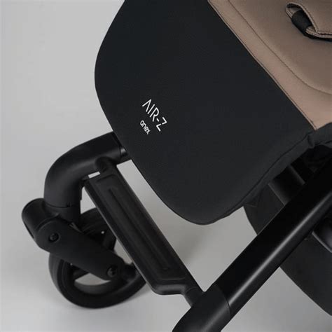 Tettucci passeggino Anex Air-Z in diverse tonalità
