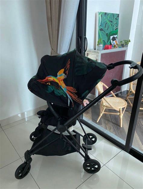 Cybex Mios Bird of Paradise detail