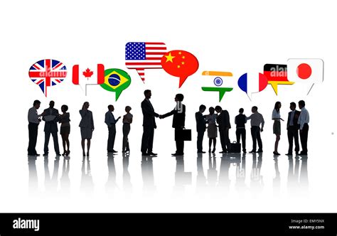 Immagine stilizzata di persone che parlano o interagiscono online