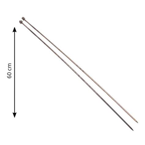 Ferri da maglia di diverse dimensioni