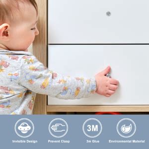 Accessori vari per la sicurezza dei bambini in casa (copriprese, blocca cassetti, fermaporte)