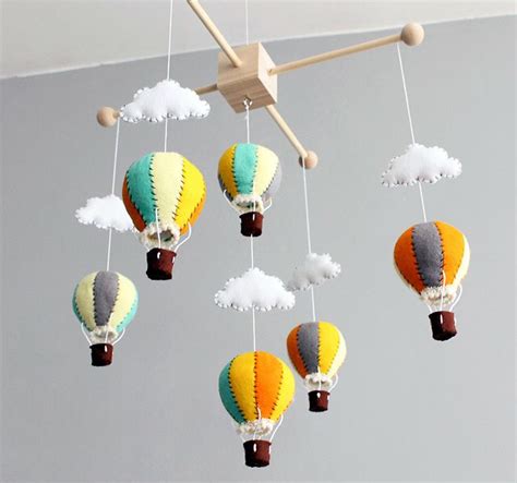 Image of a finished DIY mobile hanging
