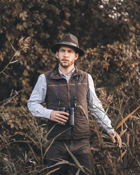 Accessori per neonati: guanti, cappelli e giacche