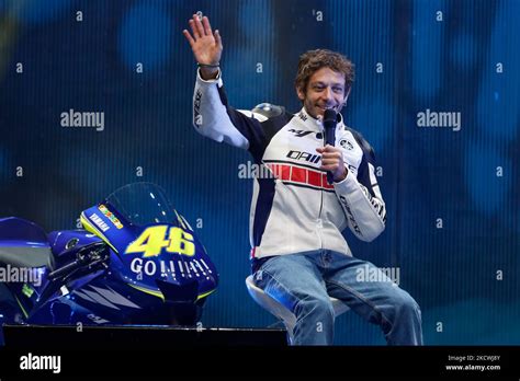 Valentino Rossi durante un evento benefico