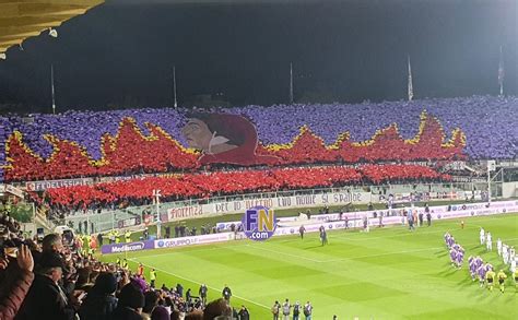 Coreografia offensiva della curva Fiesole