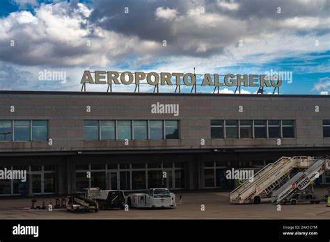 Interno dell'aeroporto di Alghero-Fertilia