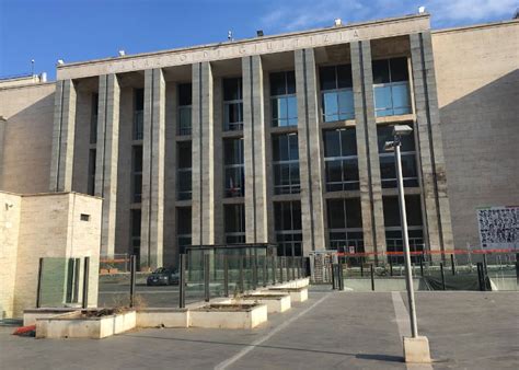 Tribunale di Palermo esterno