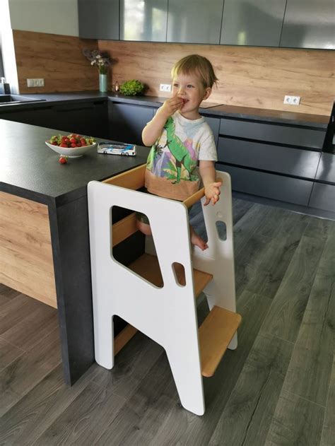 Torre Montessori in cucina