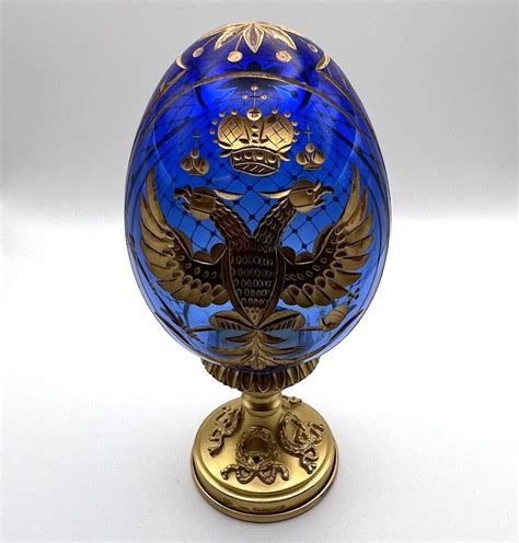 Uovo Fabergé con sorpresa interna