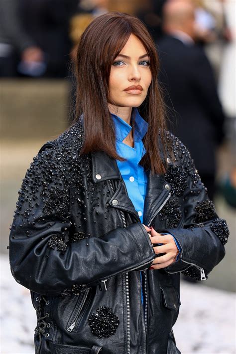 Ritratto di Thylane Blondeau durante un evento di moda