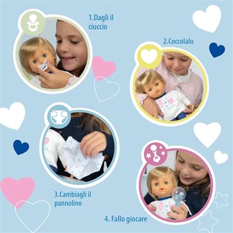 Bambola interattiva Cicciobello che interagisce con un tablet didattico