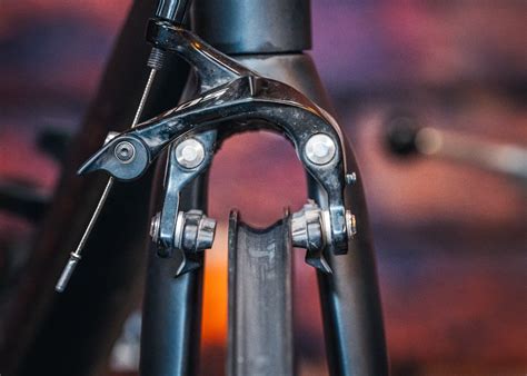 Tipi di freni a pattino: caliper, cantilever, v-brake