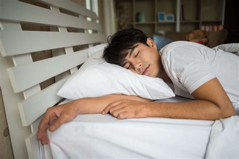 Culla moderna con accessori per il sonno