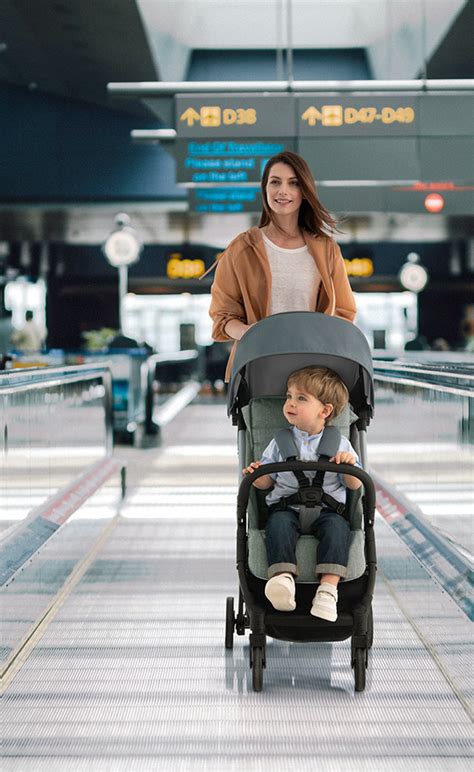 Passeggino in aeroporto