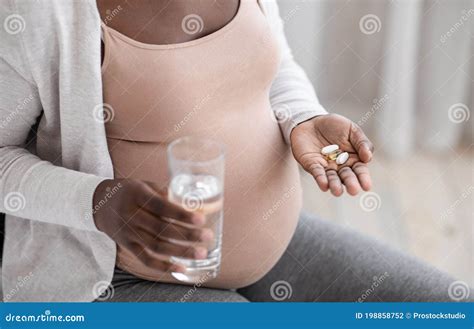 Pillole e donna incinta